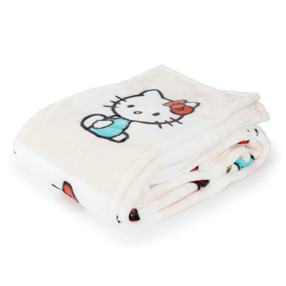Hello Kitty Throw - Picture 3 of 3